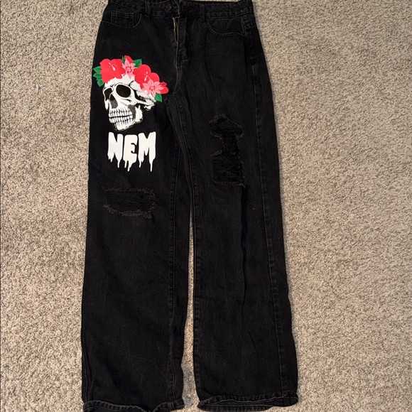 ROMWE Denim - ROMWE Black Wide Leg Jeans with Skull and Floral Design